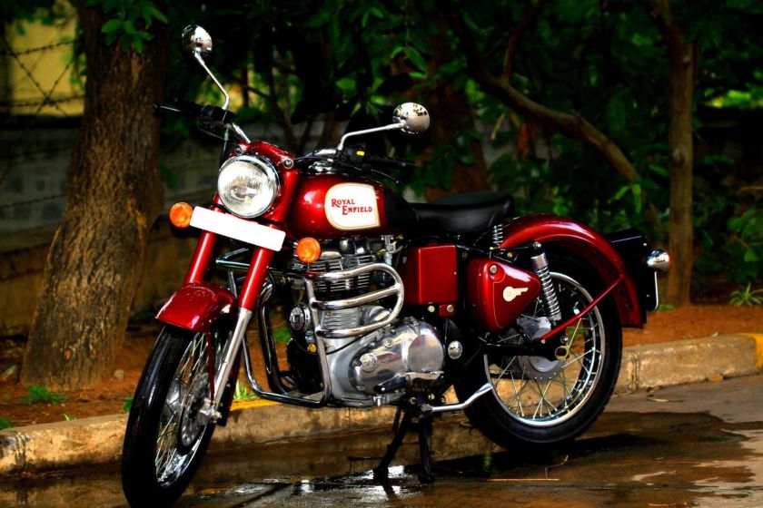 Royal-Enfield-BikesRoyal-Enfield-Bullet-Classic-350ccRoyal-Enfield-Bullet-Classic-350cc-price-in-indiaRoyal-Enfield-Bullet-Classic-350cc-India